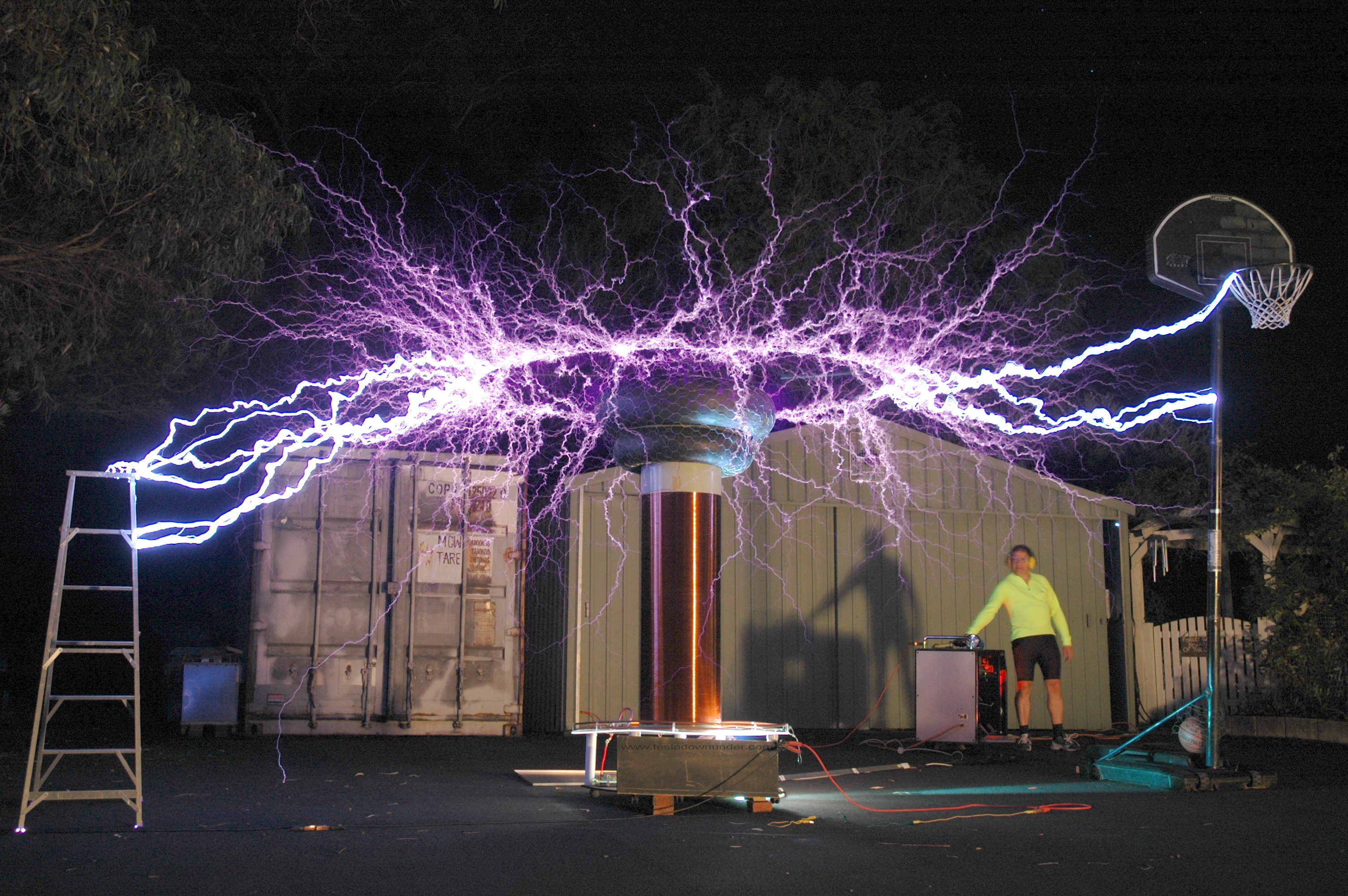 Tesla coil picture gallery - Richie s Tesla Coil Web Page