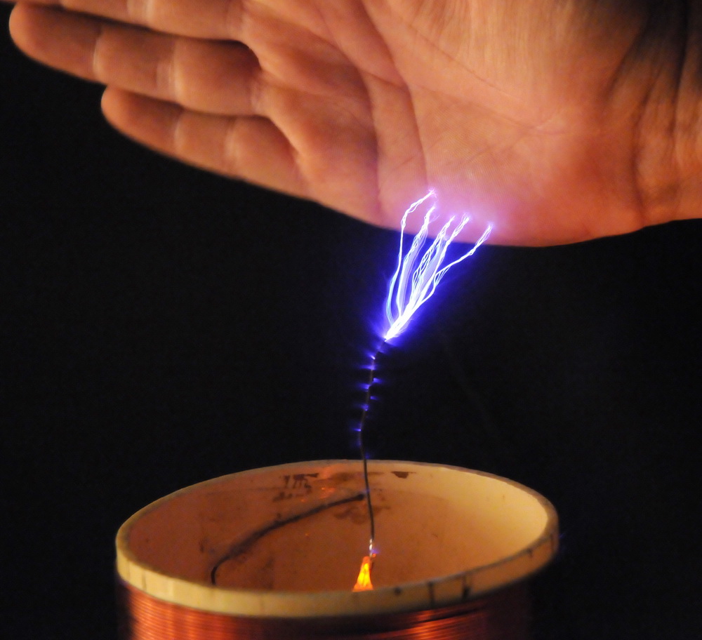 Tesla Mini Hand Sparks