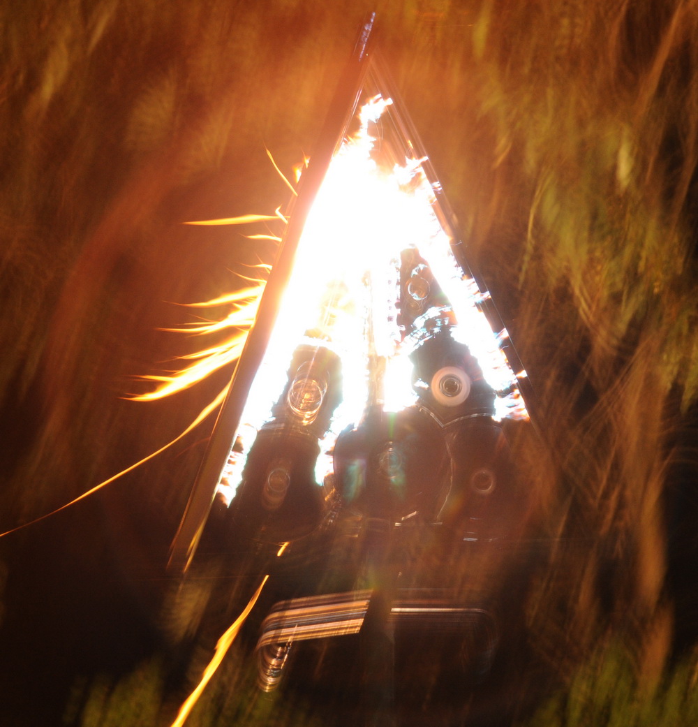 Xmas 09 Triangle CD fire