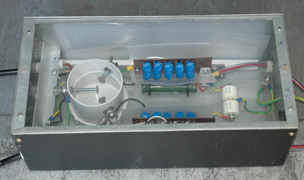 Terry filter with resistors, MOVs and capacitors rather than inductors .