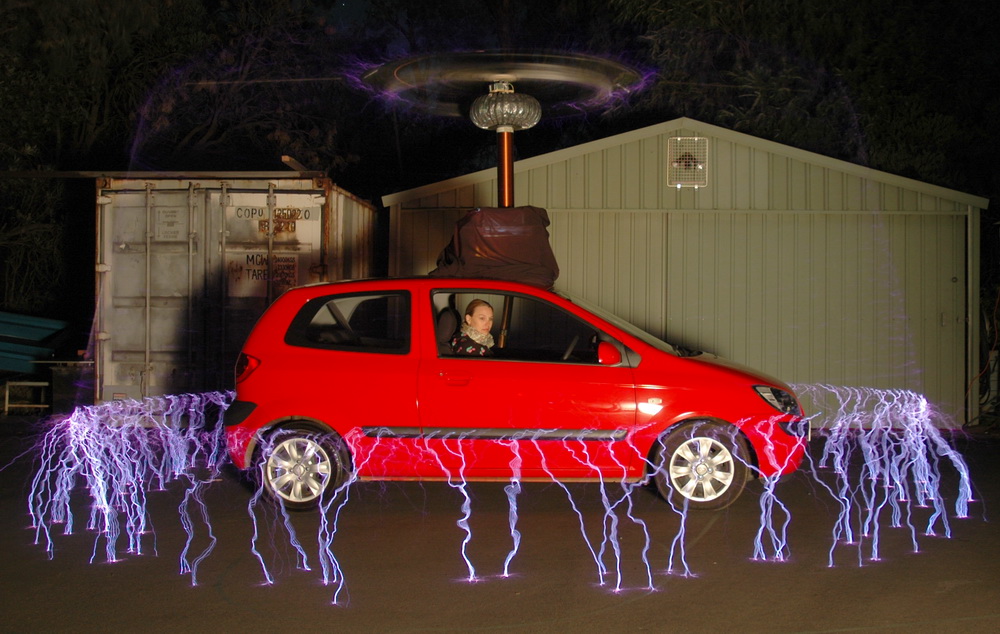 German producer Mirja in car