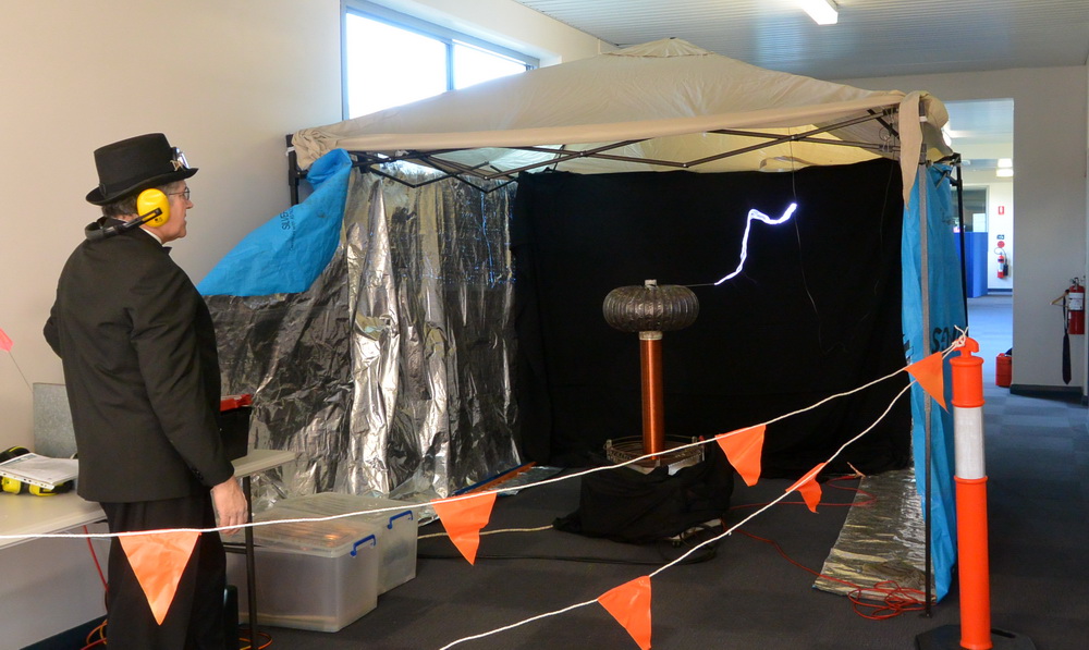 Setup of the Tesla coil indoors